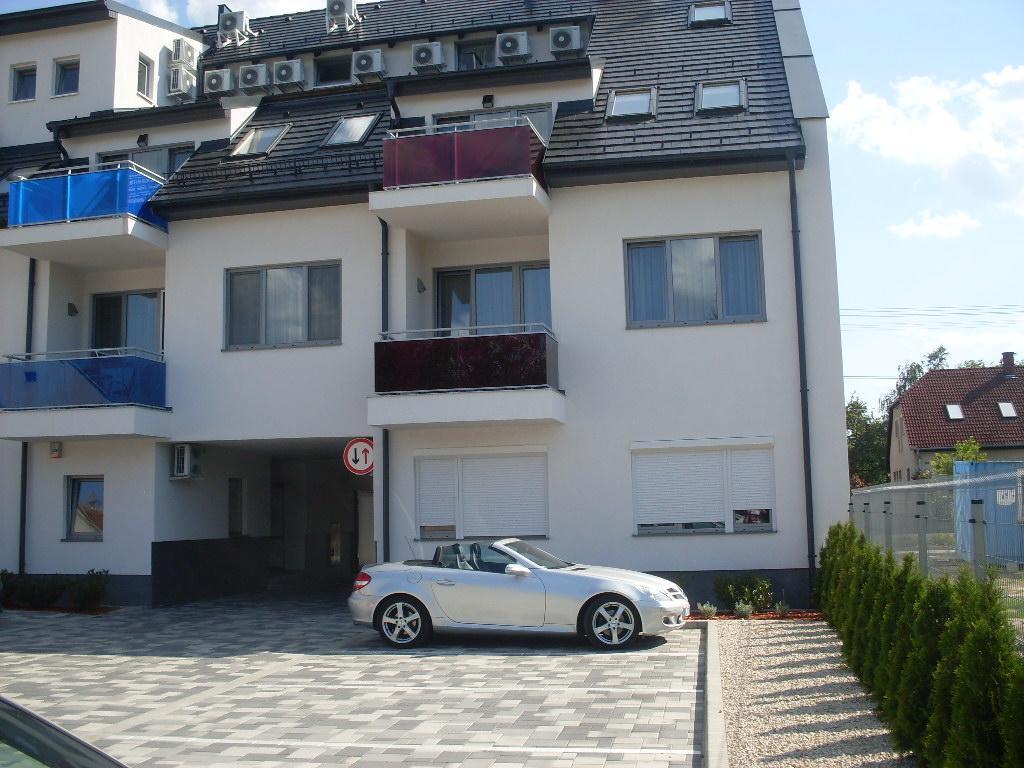 Cecília Apartman Apartamento Sárvár Exterior foto